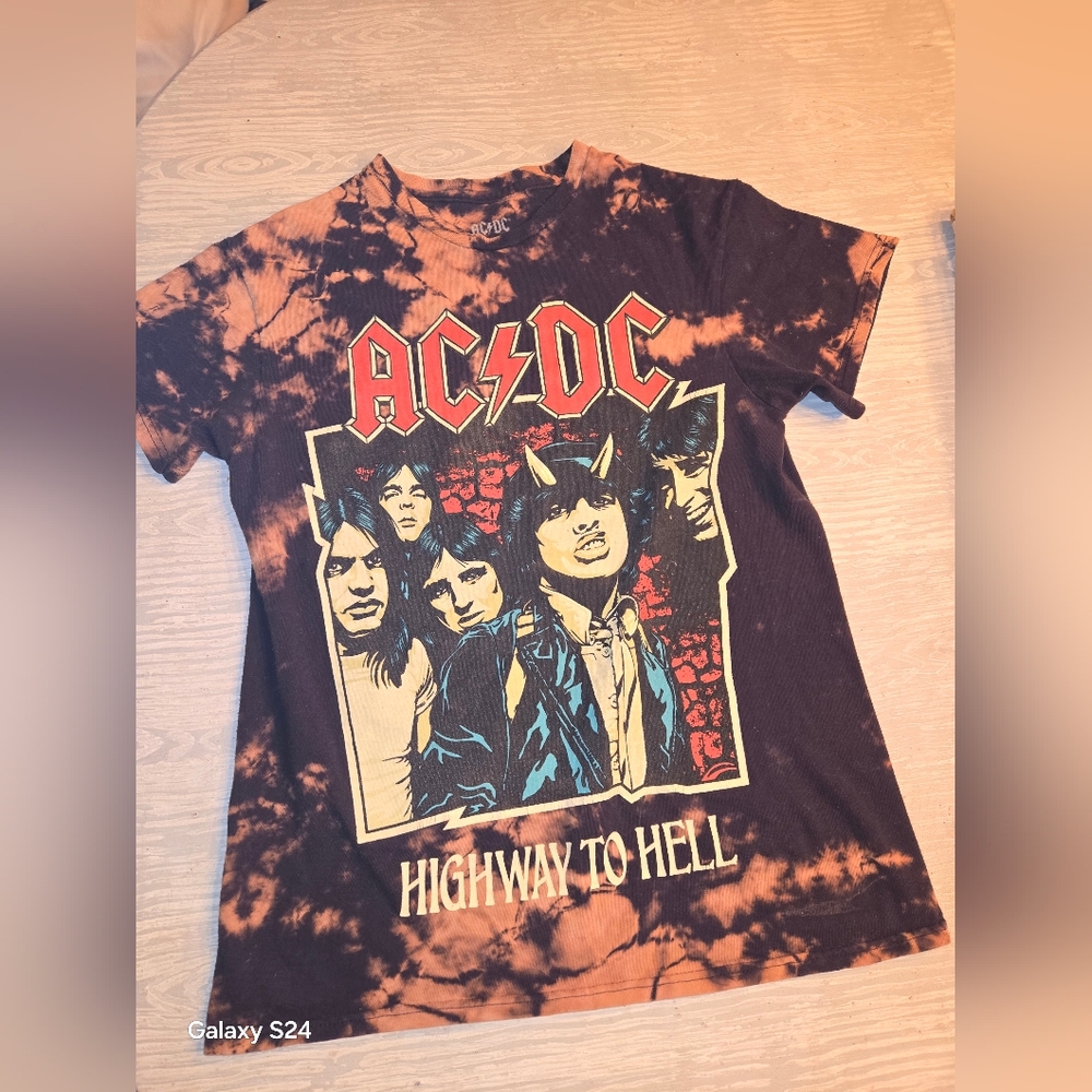 AC/DC Black and Orange Tie-Dye Shirt Juniors M HIGHWAY TO HELL